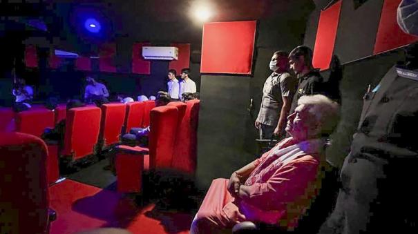 Jammu and Kashmir |  Opening of theaters in Pulwama, Shopian