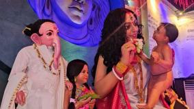 celebrating-durga-pooja-that-reflect-lives-of-sex-workers-devi-statue-in-kolkata