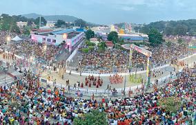 5th-day-of-tirupati-ezhumalayan-temple-brahmotsavam-thousands-of-devotees-participate-in-garudaseva