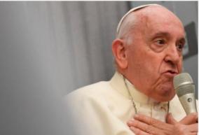 pope-francis-begs-putin-to-stop-spiral-of-violence-and-death