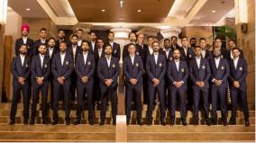 indian-cricket-team-poses-for-photo-before-their-departure-to-t20-world-cup