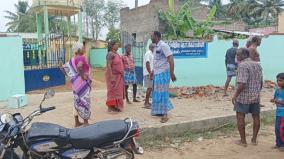 villagers-protest-against-demolishing-new-construct-wall-neelanthangal-school-tn
