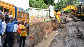 chief-secretary-inspects-storm-water-drain-work-in-chennai