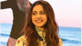 life-is-simple-we-complicate-it-with-fear-says-rahul-preet-singh