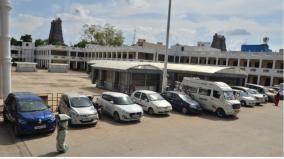 locked-down-corporation-palladukku-vehicle-depot-diwali-shoppers-suffer