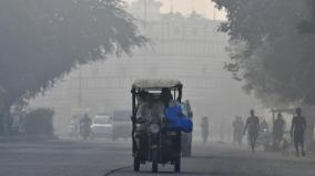 people-suffer-due-to-increasing-air-pollution-in-delhi-chief-minister-kejriwal-requests-to-work-from-home