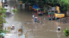 501-vehicles-in-the-process-of-removing-rain-water-and-sewage-in-chennai