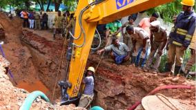 12-foot-landslide-in-underground-sewer-works-in-madurai-6-dead-in-one-year