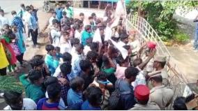 students-strike-demanding-special-bus-operation-in-puducherry