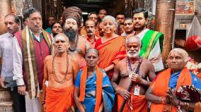 union-minister-nirmala-sitharaman-arrives-in-varanasi-to-participate-in-kashi-tamil-sangam