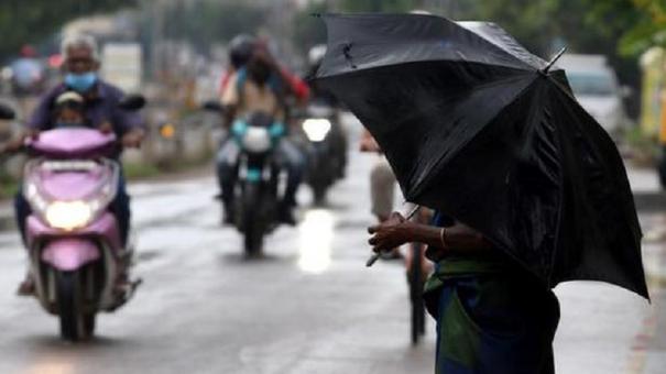 chance of very heavy rain in 8 districts today