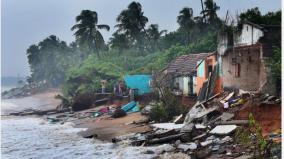 mandous-cyclone-and-eavy-rain-in-puducherry