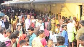 northerners-occupied-the-reserved-seats-of-male-and-female-students-in-the-assam-bound-train