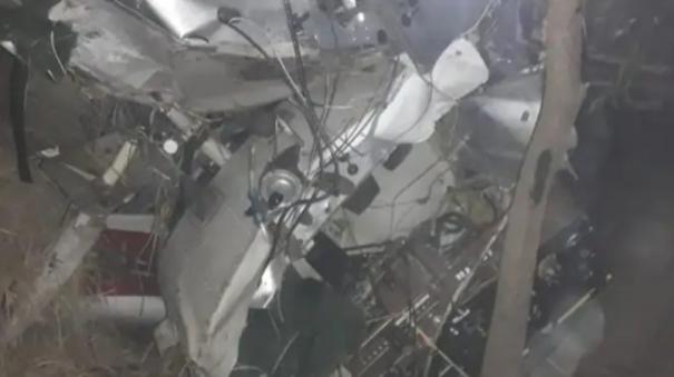 मंदिर पर विमान दुर्घटना में पायलट की मौत