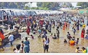 tourists-flock-to-kodiveri-due-to-continuous-pongal-holidays
