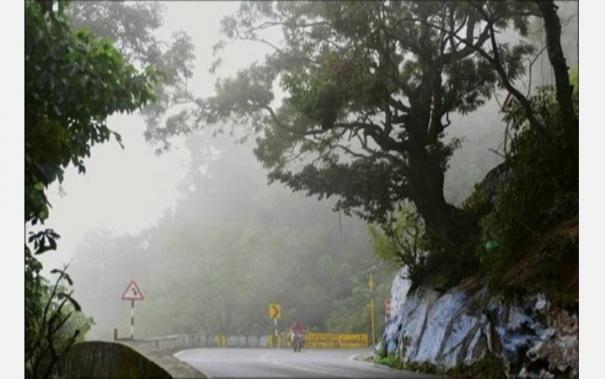 Severe Cold Prevailing on Yercaud - People and Tourists Suffer