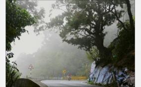 severe-cold-prevailing-on-yercaud-people-and-tourists-suffer