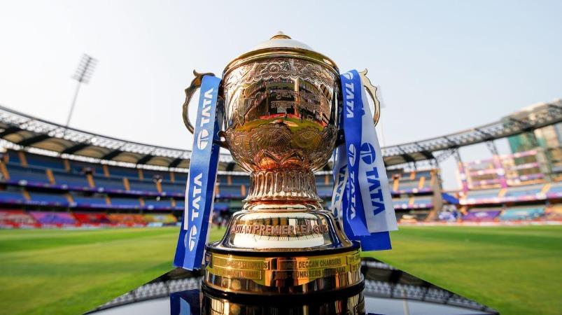 बीसीसीआई की महिला आईपीएल टीमों को लाइसेंस देकर 4,000 करोड़ रुपये कमाने की योजना  बीसीसीआई की योजना महिला आईपीएल टीमों को लाइसेंस देकर 4,000 करोड़ रुपये कमाने की है