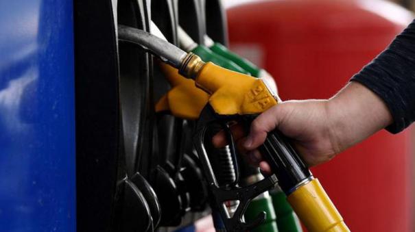 petrol diesel hiked by rupees 35 per liter in pakistan