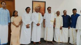 chief-secretary-ias-officers-and-government-employees-came-in-traditional-dress-as-per-the-order-of-the-governor