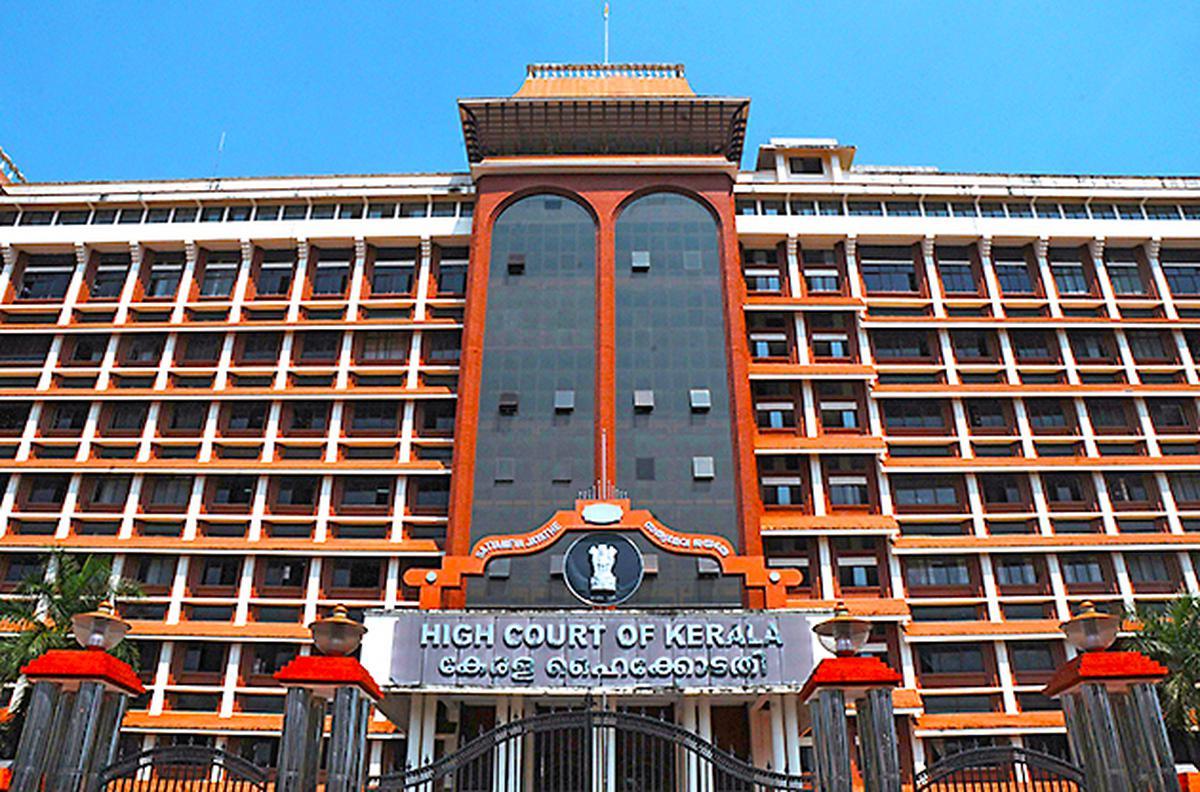 Even if the car accident is due to drunkenness, the insurance company should give compensation to the victim: Kerala High Court
