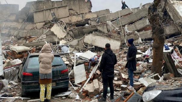 துருக்கி, சிரியா பூகம்ப பலி 4000ஐ கடந்தது: மீண்டும் இன்று காலை நிலநடுக்கம் ஏற்பட்டதால் பதற்றம்