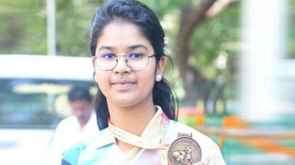 “Happy to win Gold on First State Championship on Boxing” - Vellore School Girl