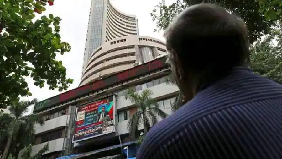Sensex down 221 points |  Sensex ends with 220 points fall