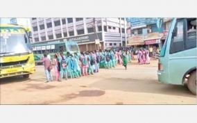 alangulam-road-blockade-by-female-students-due-to-insufficient-bus-facility