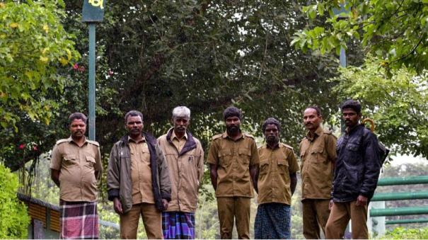 Forest Rangers who Caught a Man Killing Tiger in Masinagudi Arrive to Catch a Leopard on Paramathi Velur