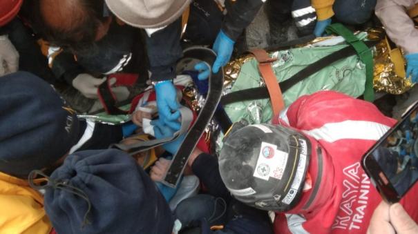 துருக்கி பூகம்பம்: 6 வயது சிறுமியை மீட்க உதவிய இந்திய மோப்ப நாய்கள் ரோமியோ, ஜூலி!