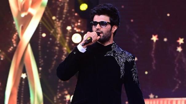 Vijaya Devarakonda sent 100 fans on a tour