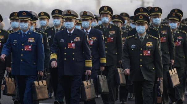 அமெரிக்கா, தைவான் உடனான மோதலுக்கு மத்தியில் ராணுவ பட்ஜெட்டை உயர்த்தியது சீனா: நடப்பு ஆண்டுக்கு ரூ.18.45 லட்சம் கோடி ஒதுக்கீடு