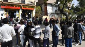 holi-celebration-rs-60-crore-liquor-sale-in-delhi-in-one-day