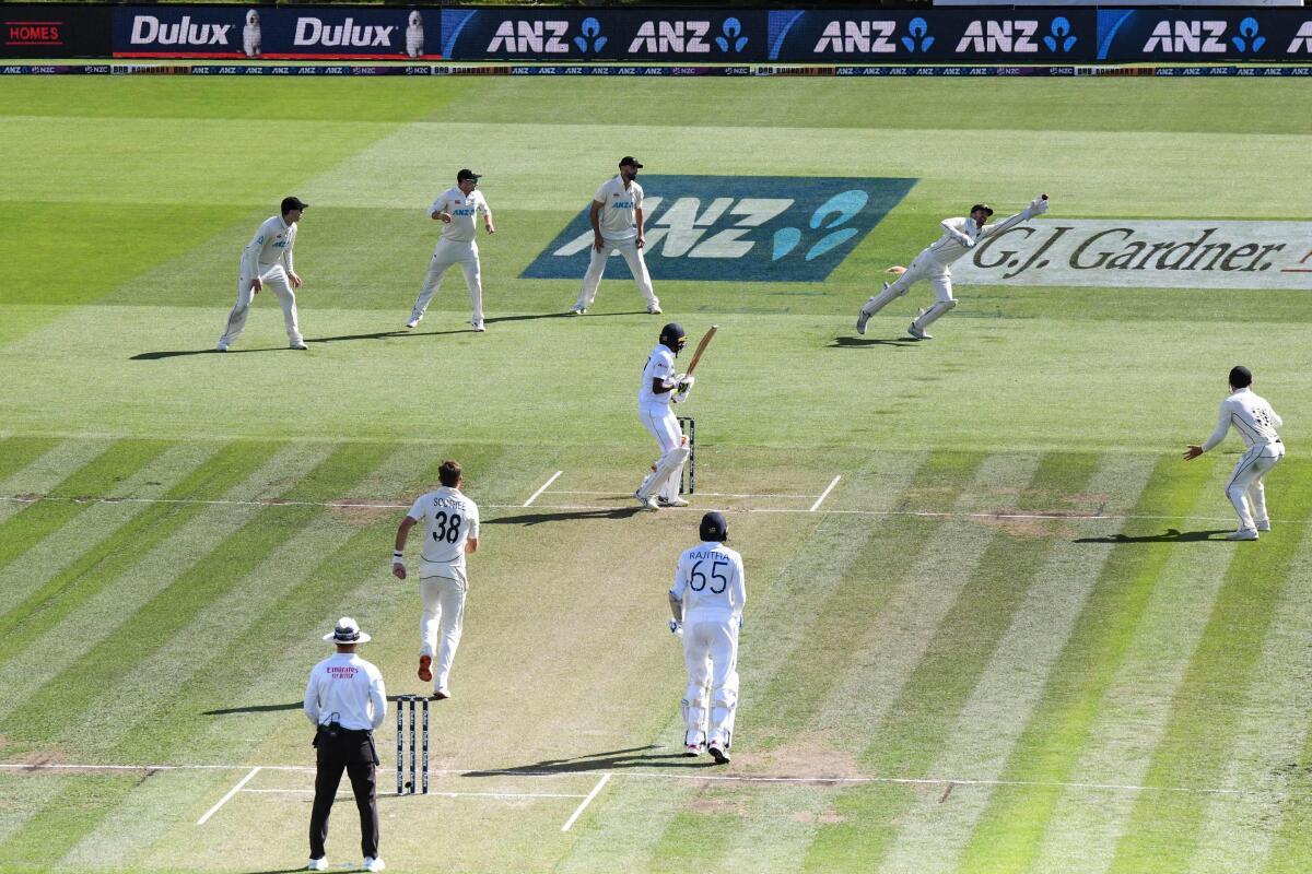 Sri Lanka scored 305 runs in the Test against New Zealand