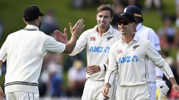 2nd Test with New Zealand: Sri Lanka struggle to avoid defeat