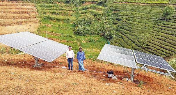 Farmers resort to solar pump set for irrigation