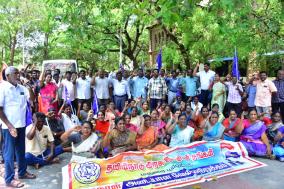 tamil-nadu-government-employees-union-protests-to-fill-6-lakh-vacancies-in-madurai