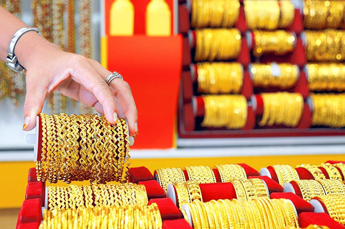 April 1, 2023 |  Gold price falls by Rs.240 per Savaran  The gold price is Rs.240 less per Sawaran