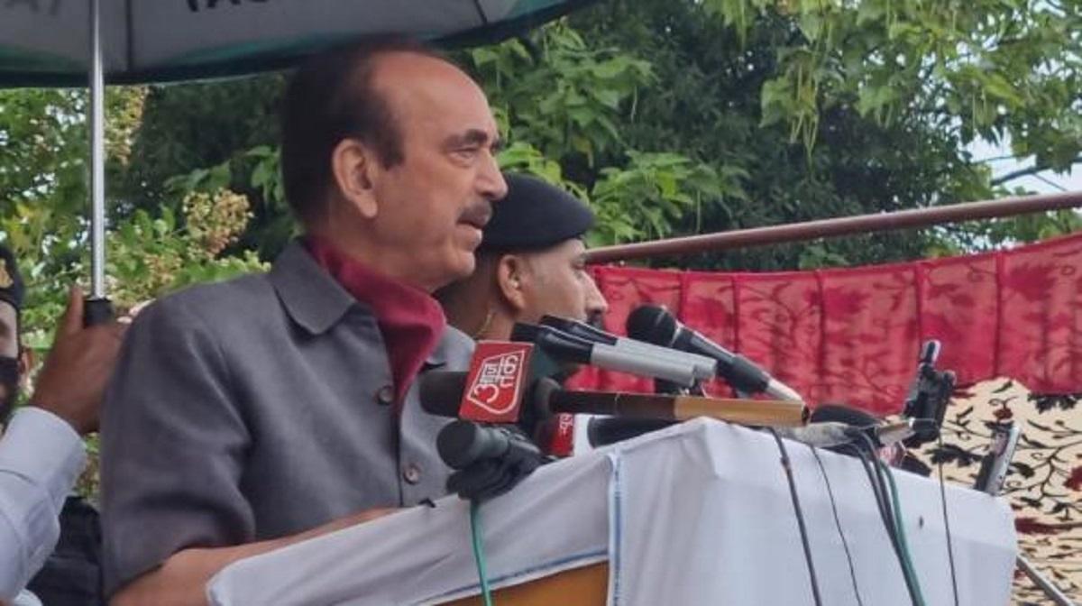 “Spineless in Congress”: Ghulam Nabi Azad |  Ghulam Nabi Azad blames Rahul Gandhi for exit, says once you are in Congress, you are spineless