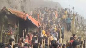 devotees-throng-the-velliangiri-hill