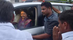 why-is-the-government-reluctant-to-take-action-against-financial-institutions-sasikala-questions