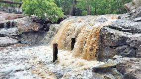 bursting-water-at-beeman-falls