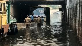 rain-water-flowing-on-govt-buses-on-madurai-will-transport-depart-come-forward-to-repair-damaged-buses