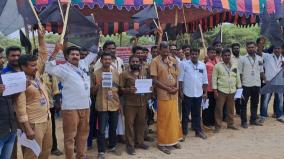 kumbakonam-bribery-should-be-banned-auto-drivers-protest