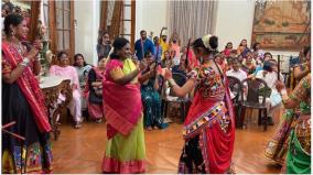 tamilisai-danced-traditional-gujarati-thandia-at-governor-house