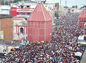 on-the-occasion-of-chitra-pournami-1-5-lakh-people-visit-tiruvannamalai