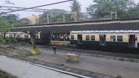 train-coach-detached-at-saidapet