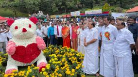 60th-flower-show-at-kodaikanal-on-summer-festival-flowers-vegetable-sculptures-attract-tourists