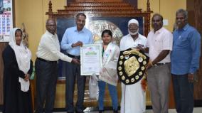 vice-chancellor-praise-trichy-student-who-achieved-a-record-on-silambam